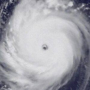 特大暴雨、雷暴大风!超强台风“白海豚”向我国靠近-八博网