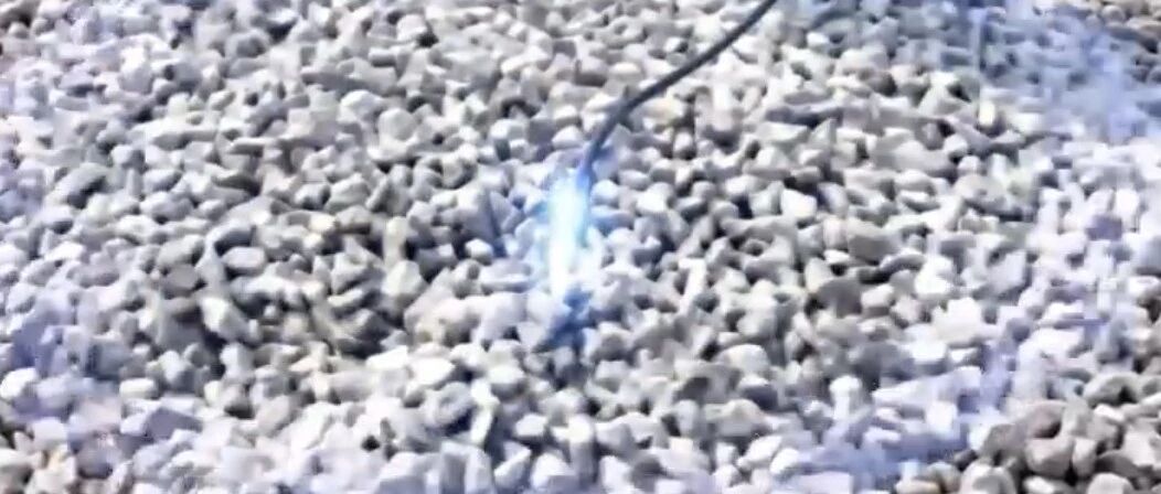 雨天外出脚下“发麻”?当心看不见的“跨步电压”-八博网